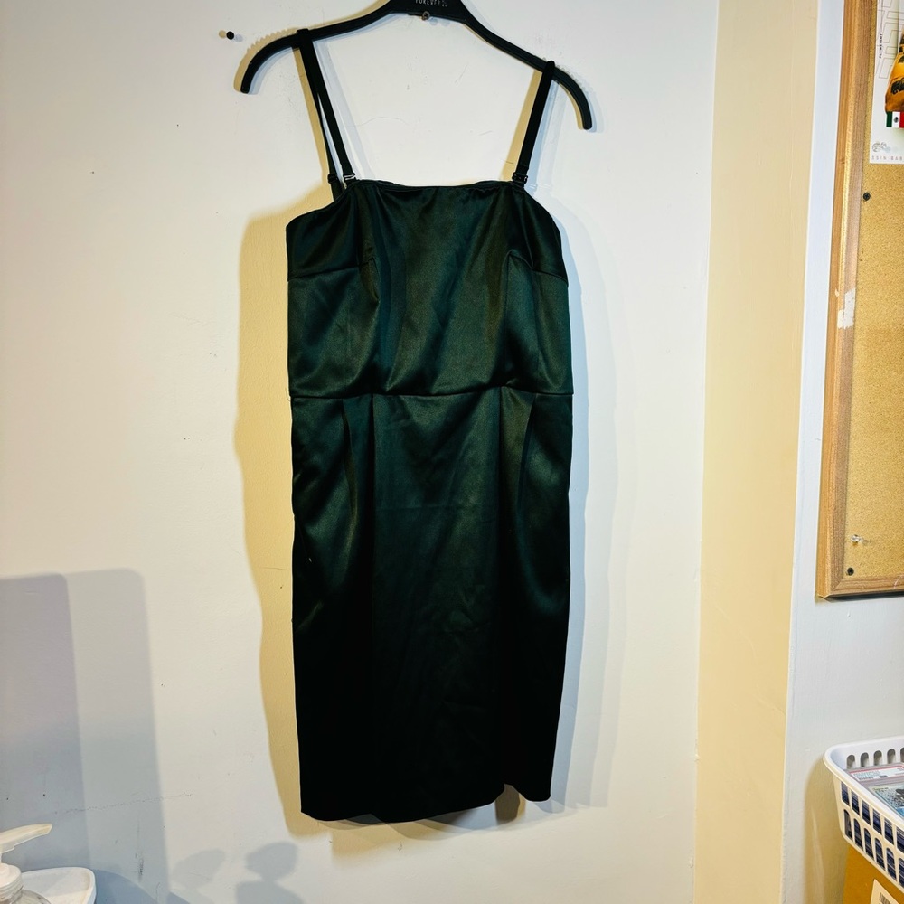 Express Design Studio Hunter Green Satin Formal Strapless Dress w/Pockets New